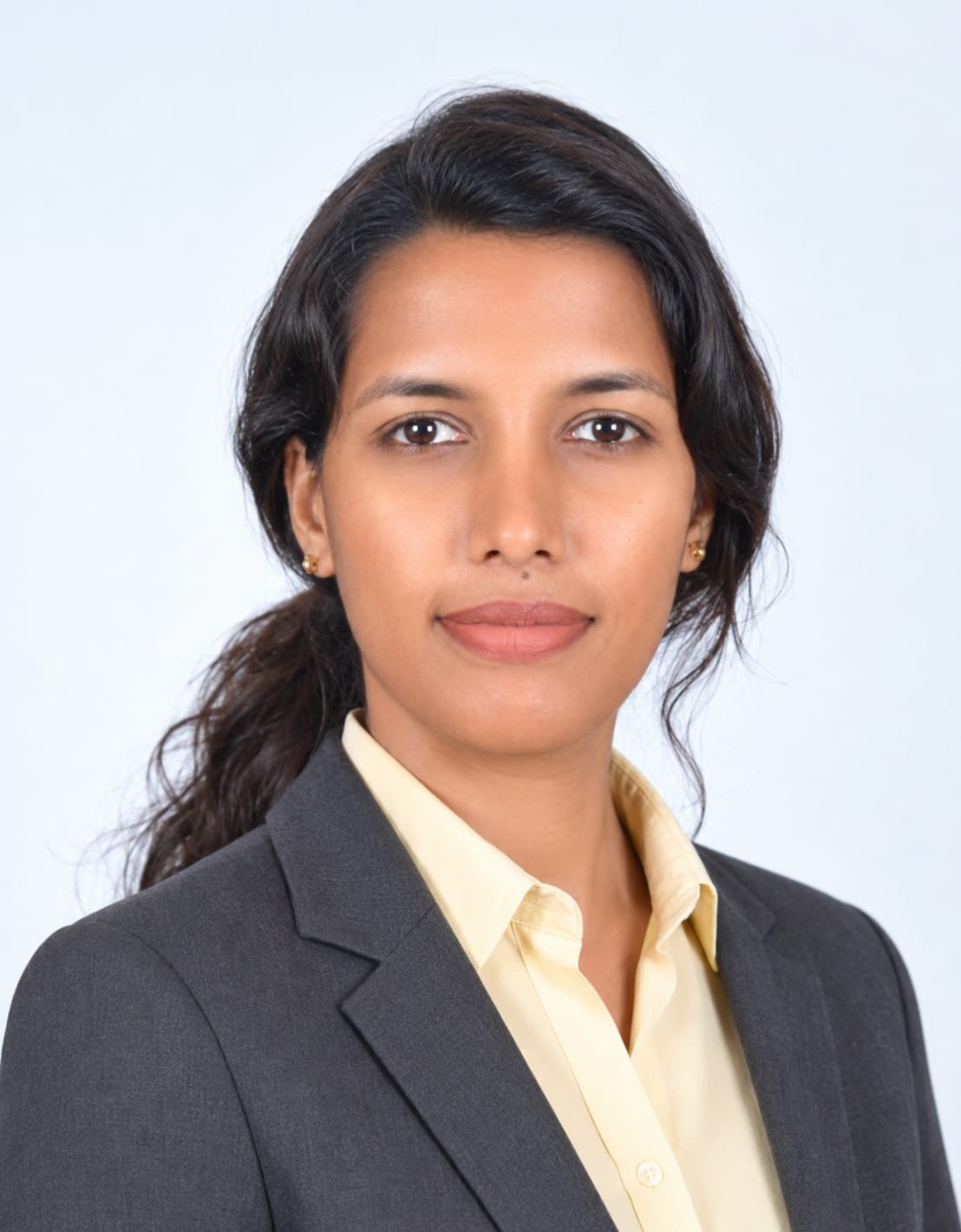 Amyvil Ompalid — Customer Services Executive, Ittihad Legal Consultants